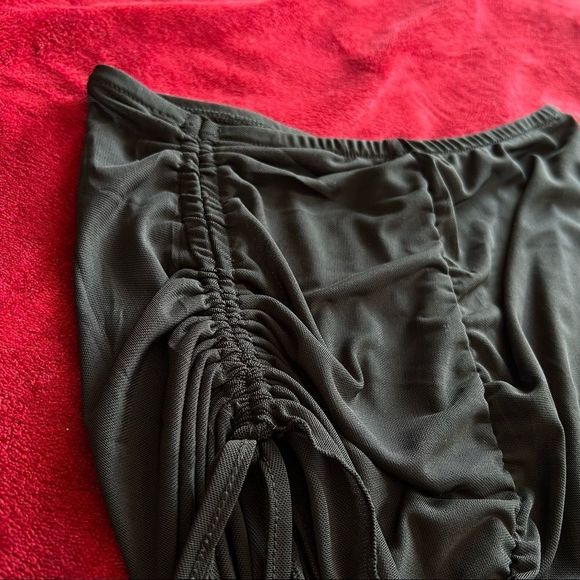 Blackβmesh coverΒ up mini skirt - Picture 5 of 5